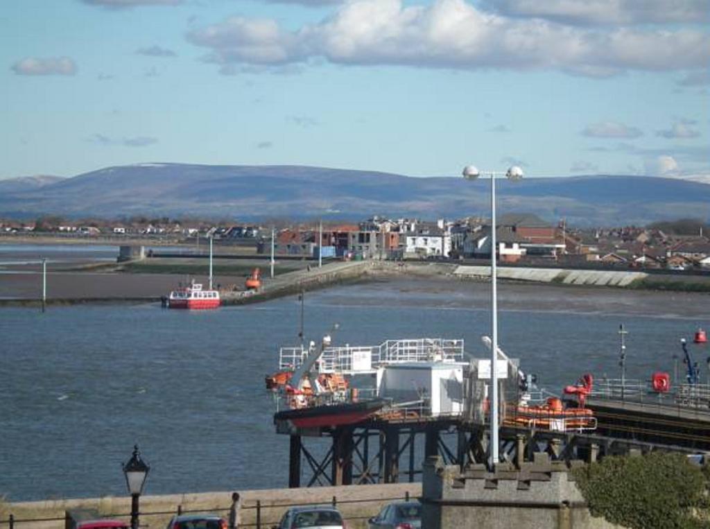 The North Euston Hotel Fleetwood Extérieur photo